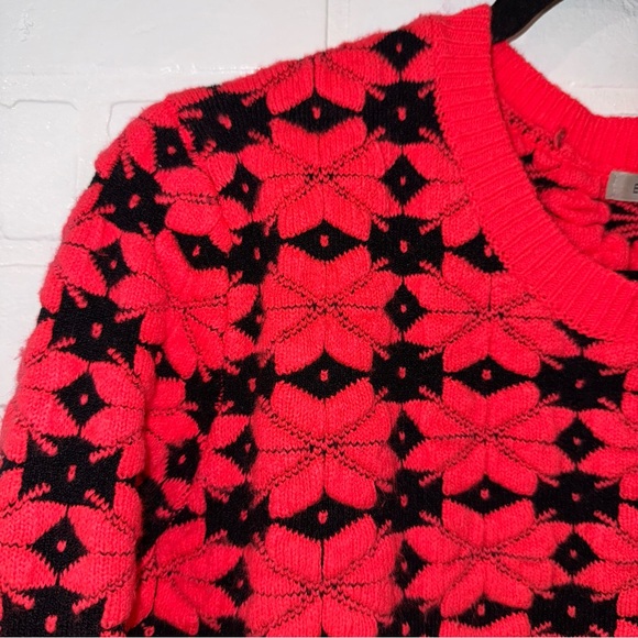 Emma Cook Designer Pink and Black Patterned Women's Crew Neck Sweater - Picture 5 of 16
